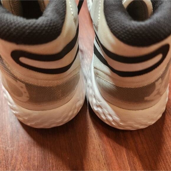 NIKE KD TREY 5 VIII ATHLETIC SHOES SIZE 8 WOMENS - Picture 4 of 9